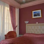 Hotel Royal 2*