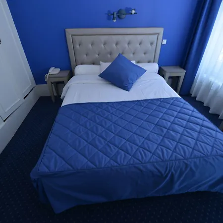 Royal Hotel 2*