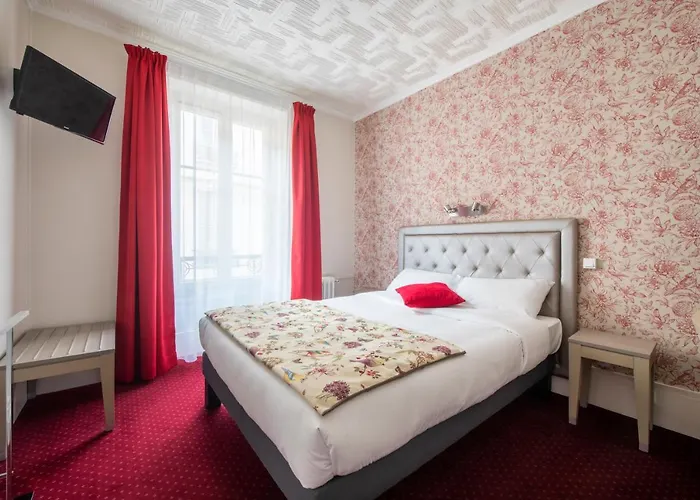 Royal Hotel 2*